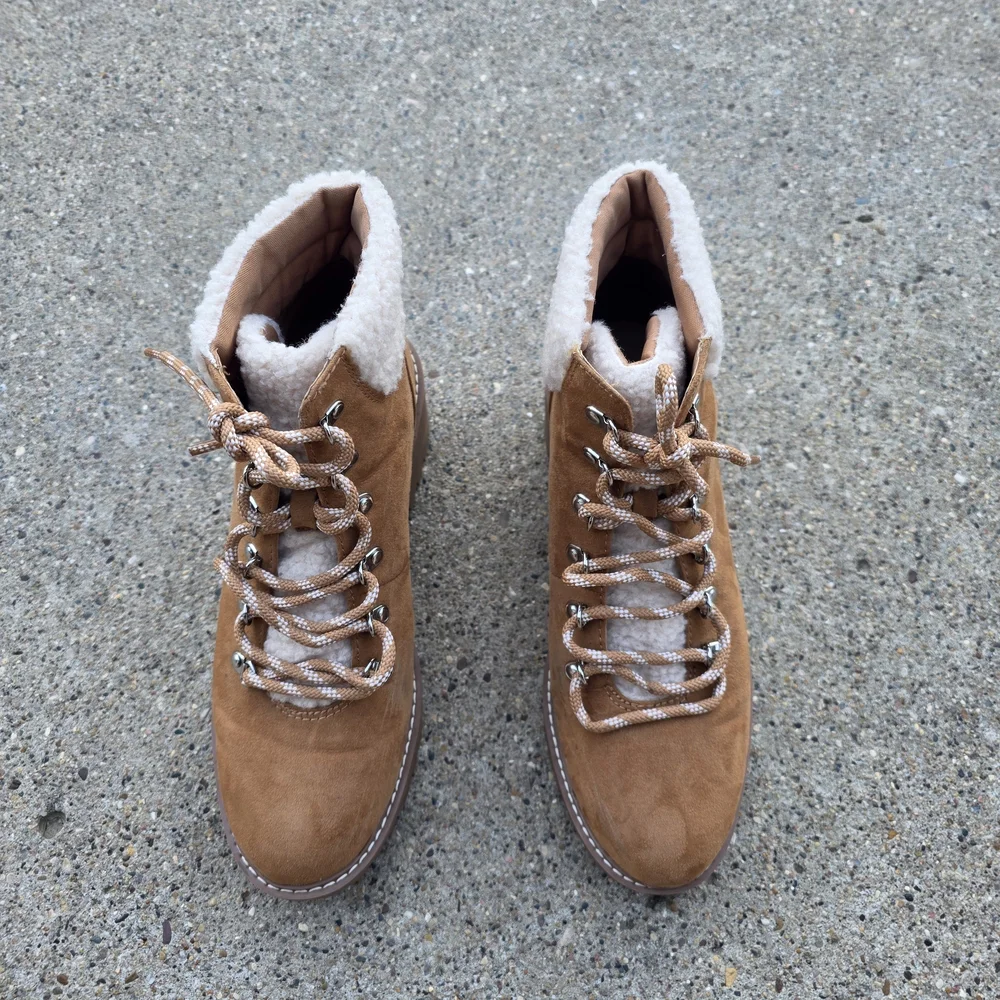 Universal Threat Women's Tan Suede Ankle Boots Size 8.5